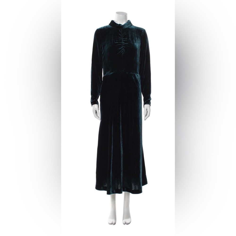HOBBS LONDON Elegant Velvet Long Sleeve Dress